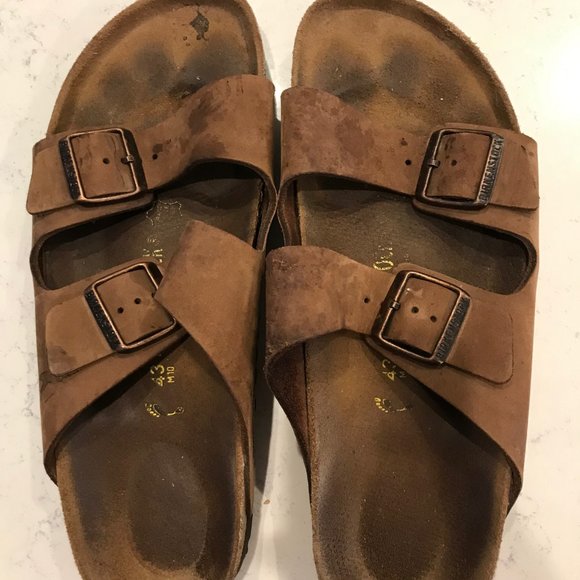 Sandals_&_Flip_Flops